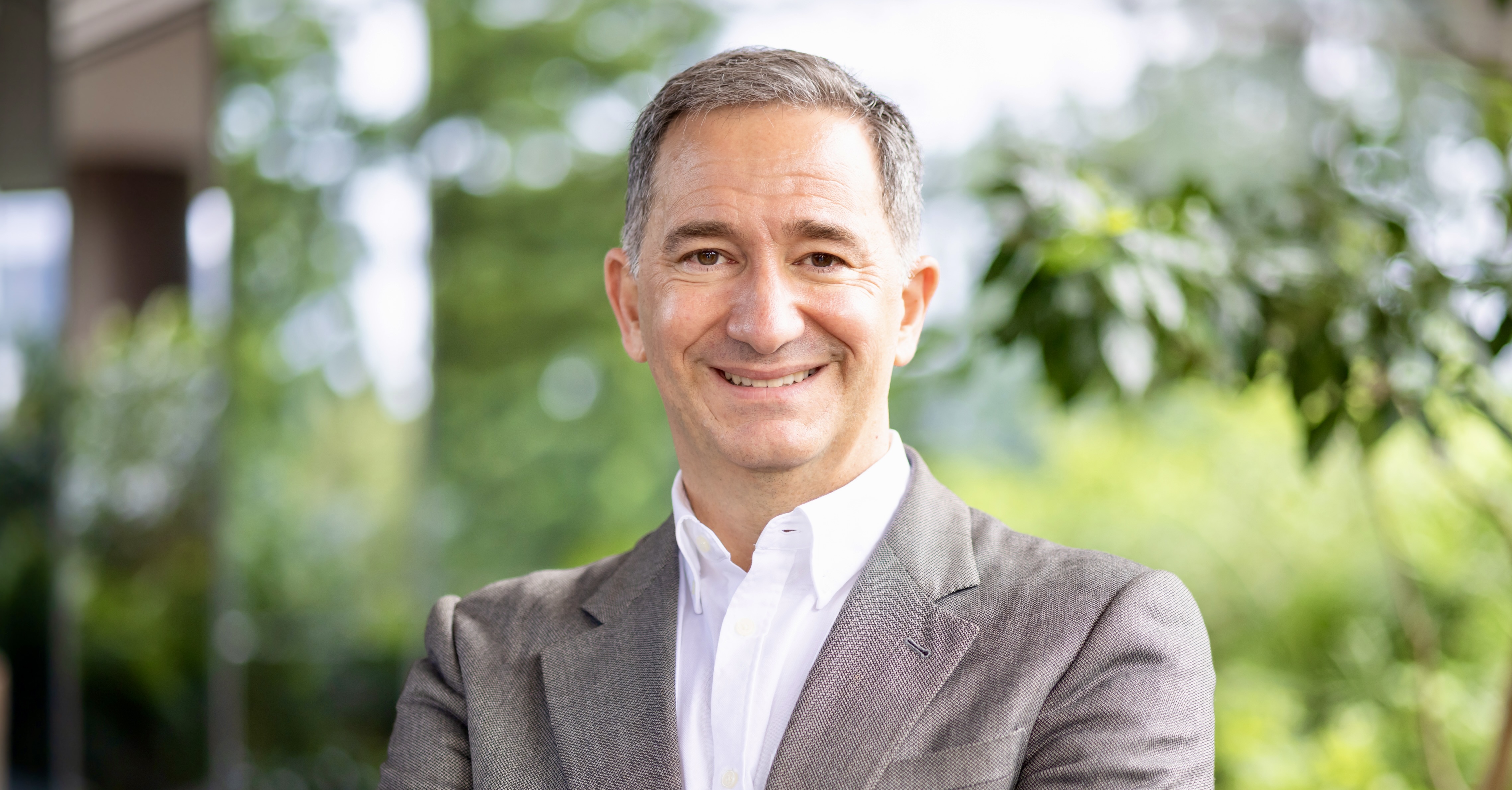 Dr Jonathan Marshall